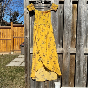 🍋NWT Off the Shoulder Maxi Low High Floral Dress